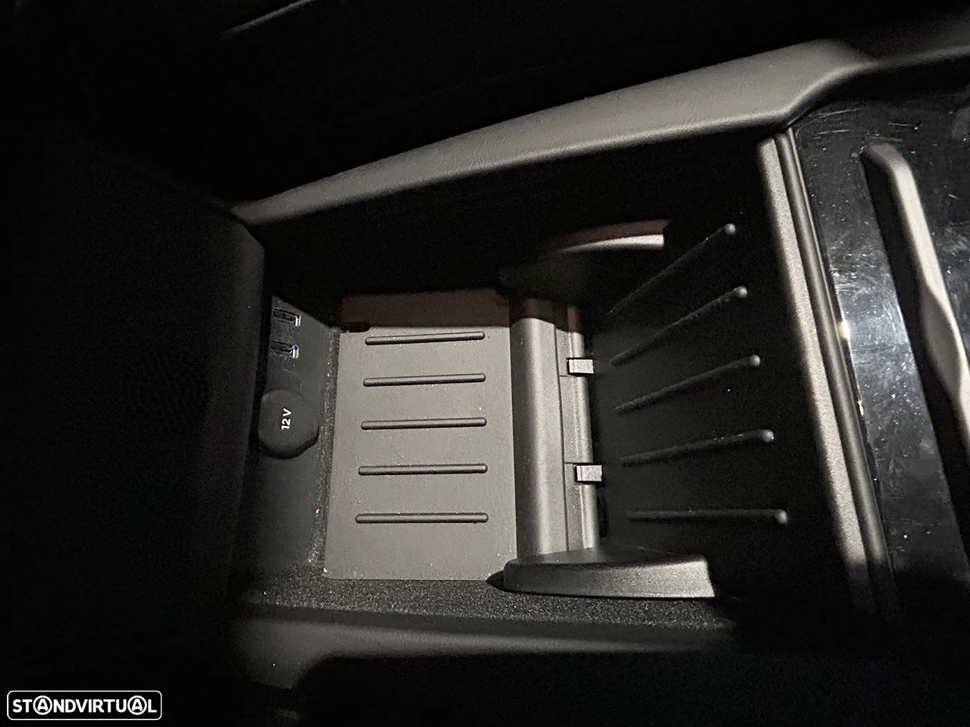 Tesla Model S - 47