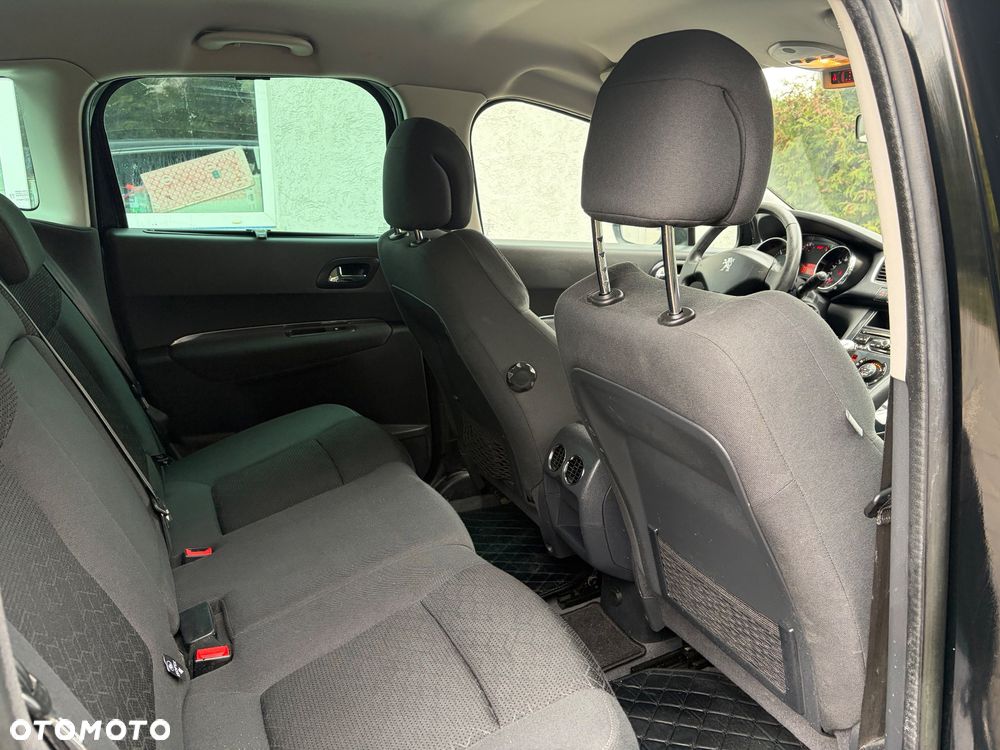 Peugeot 3008 - 16