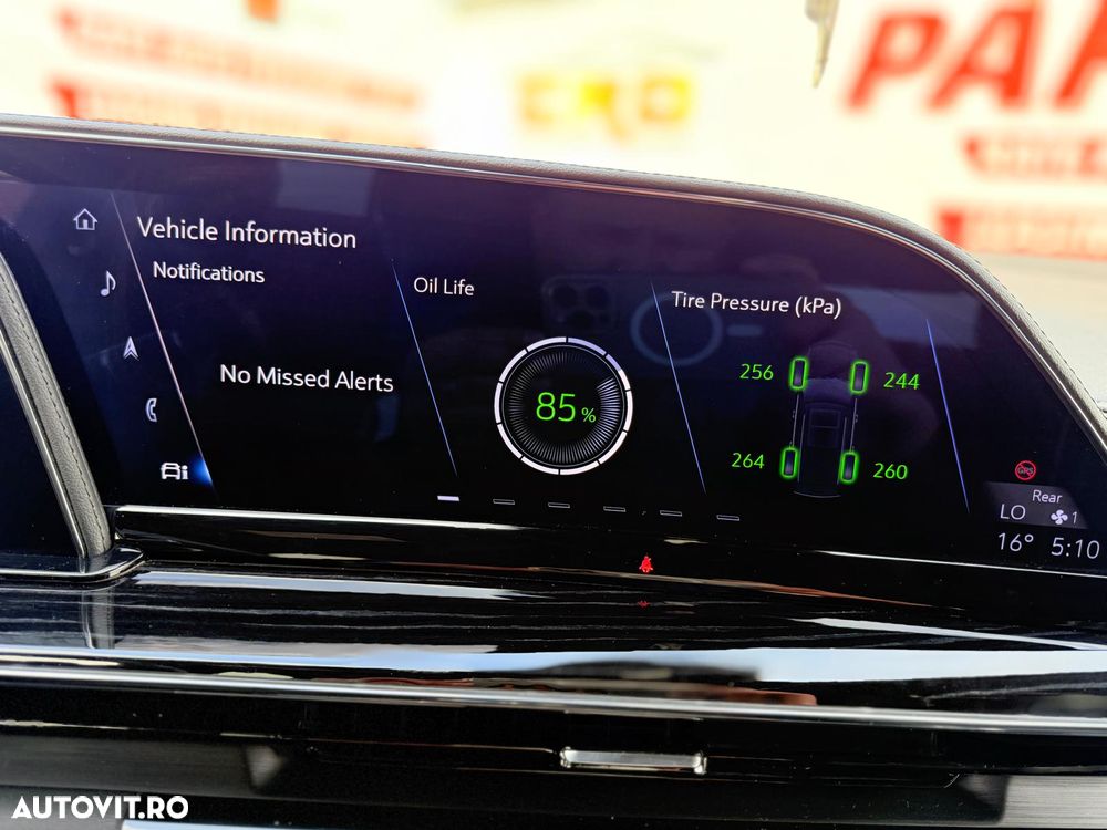 Cadillac Escalade 6.2 V8 AWD AT Platinum - 29