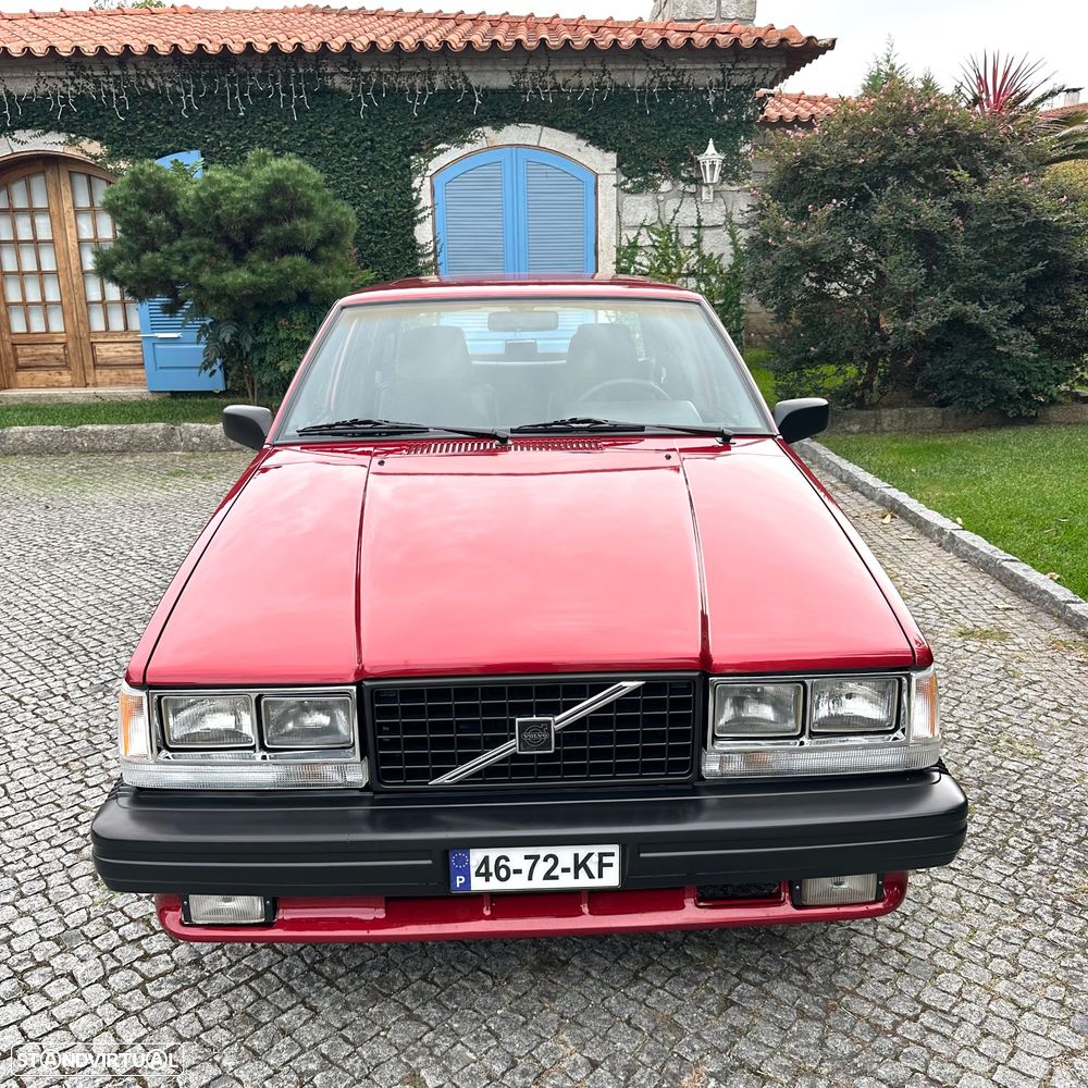 Volvo 740 - 2