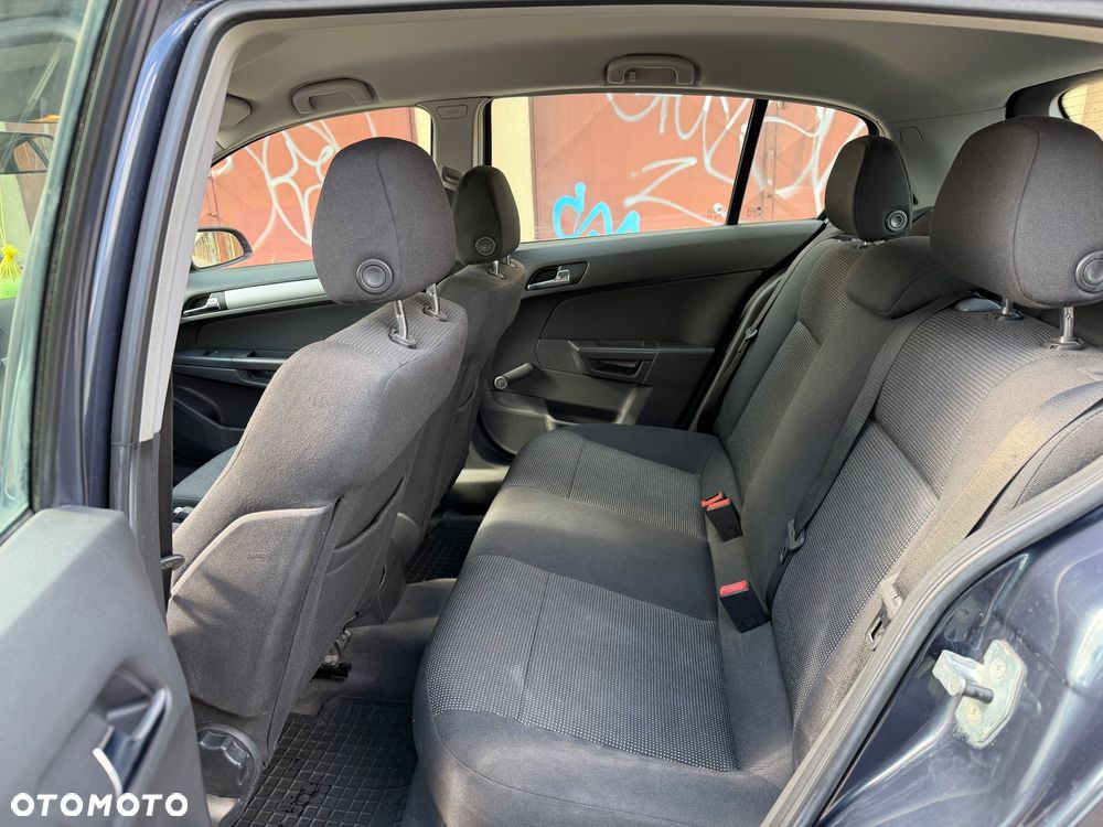 Opel Astra 1.8 Edition - 21