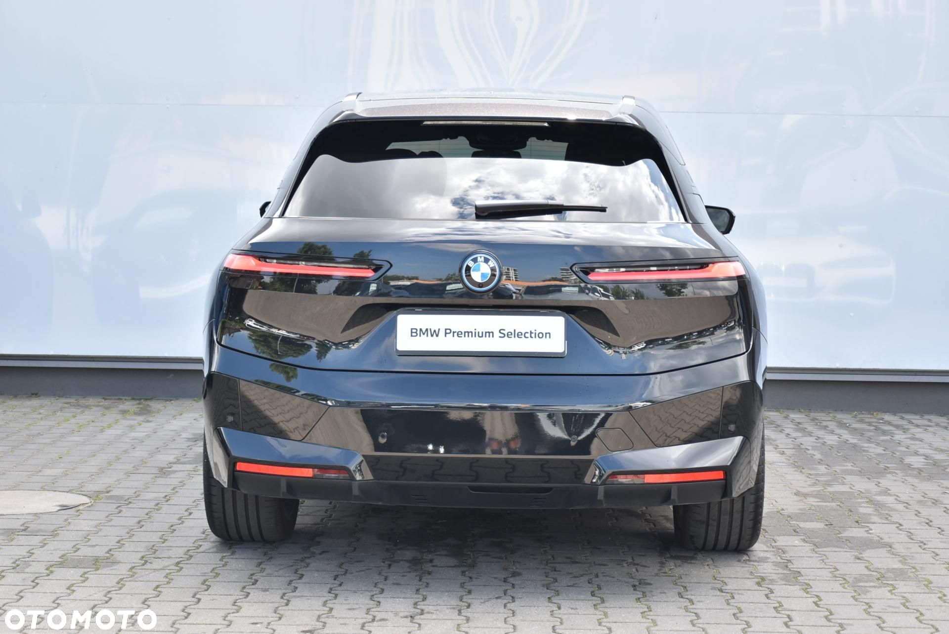 BMW iX - 7