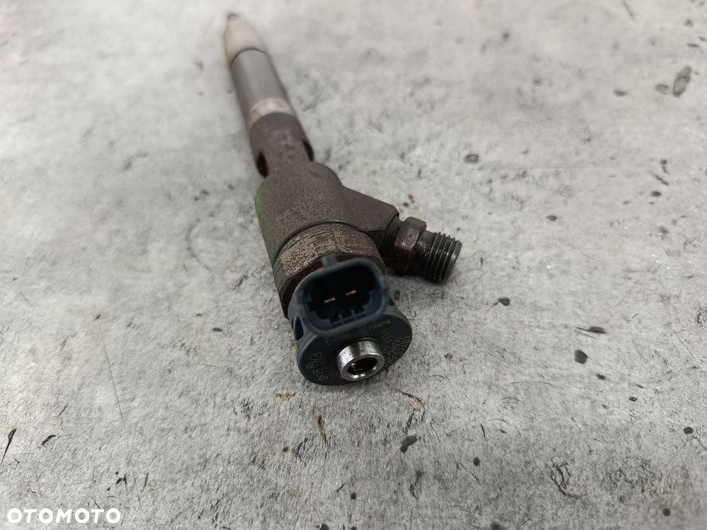 WTRYSKIWACZ TOYOTA YARIS III 0445110699  23670-0N050 BOSCH 1.4 D-4D - 3