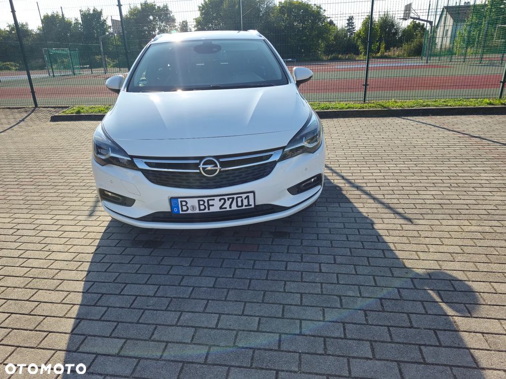 Opel Astra 1.6 Turbo Start/Stop Sports Tourer Innovation - 10