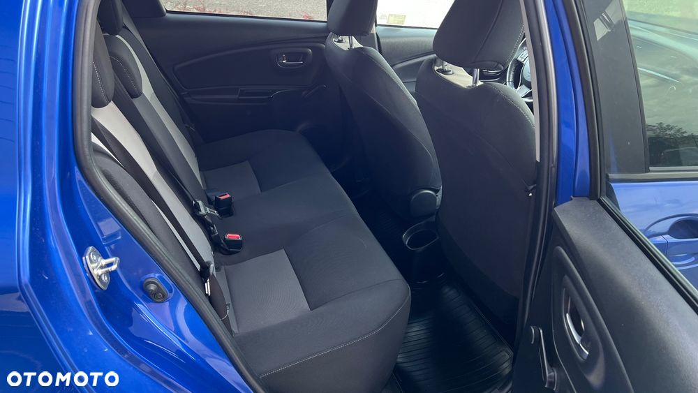 Toyota Yaris 1.5 Premium - 8