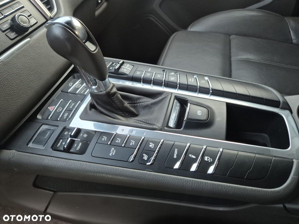 Porsche Macan S PDK - 27
