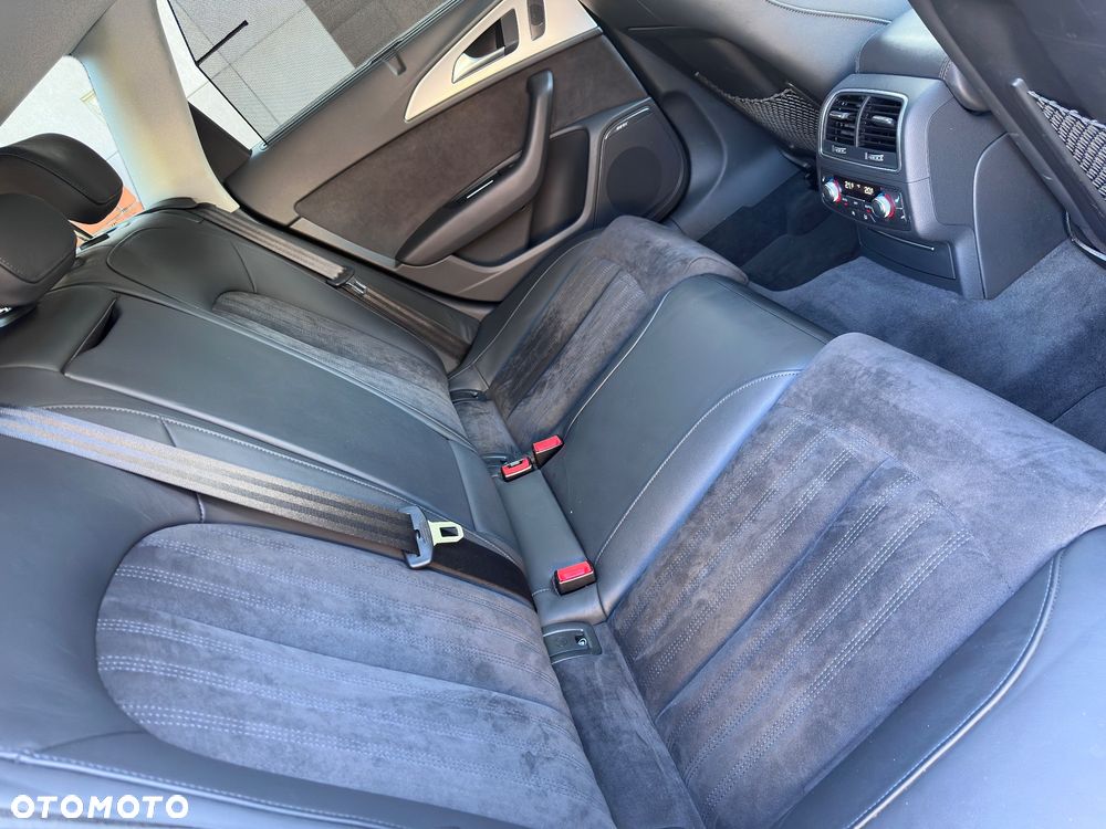 Audi A6 Avant 2.0 TDI quattro S tronic - 19