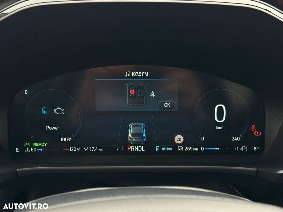 Ford Kuga 2.5 Duratec FWD PHEV ST-Line X - 22