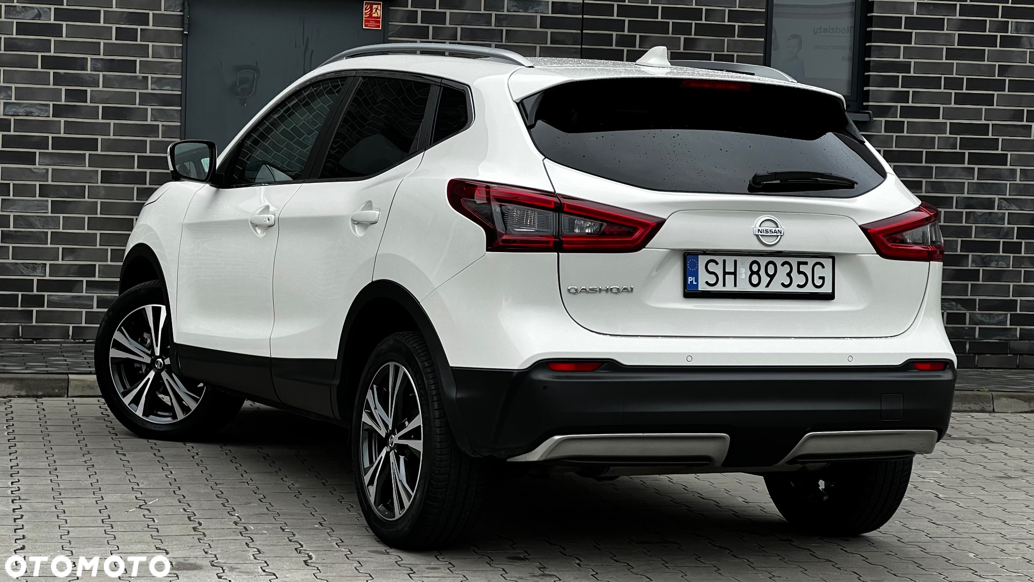 Nissan Qashqai 1.6 DIG-T N-Connecta - 19