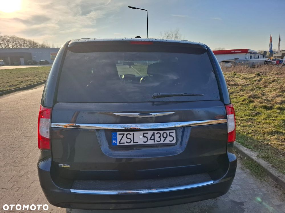 Chrysler Town & Country 3.6 Touring - 10