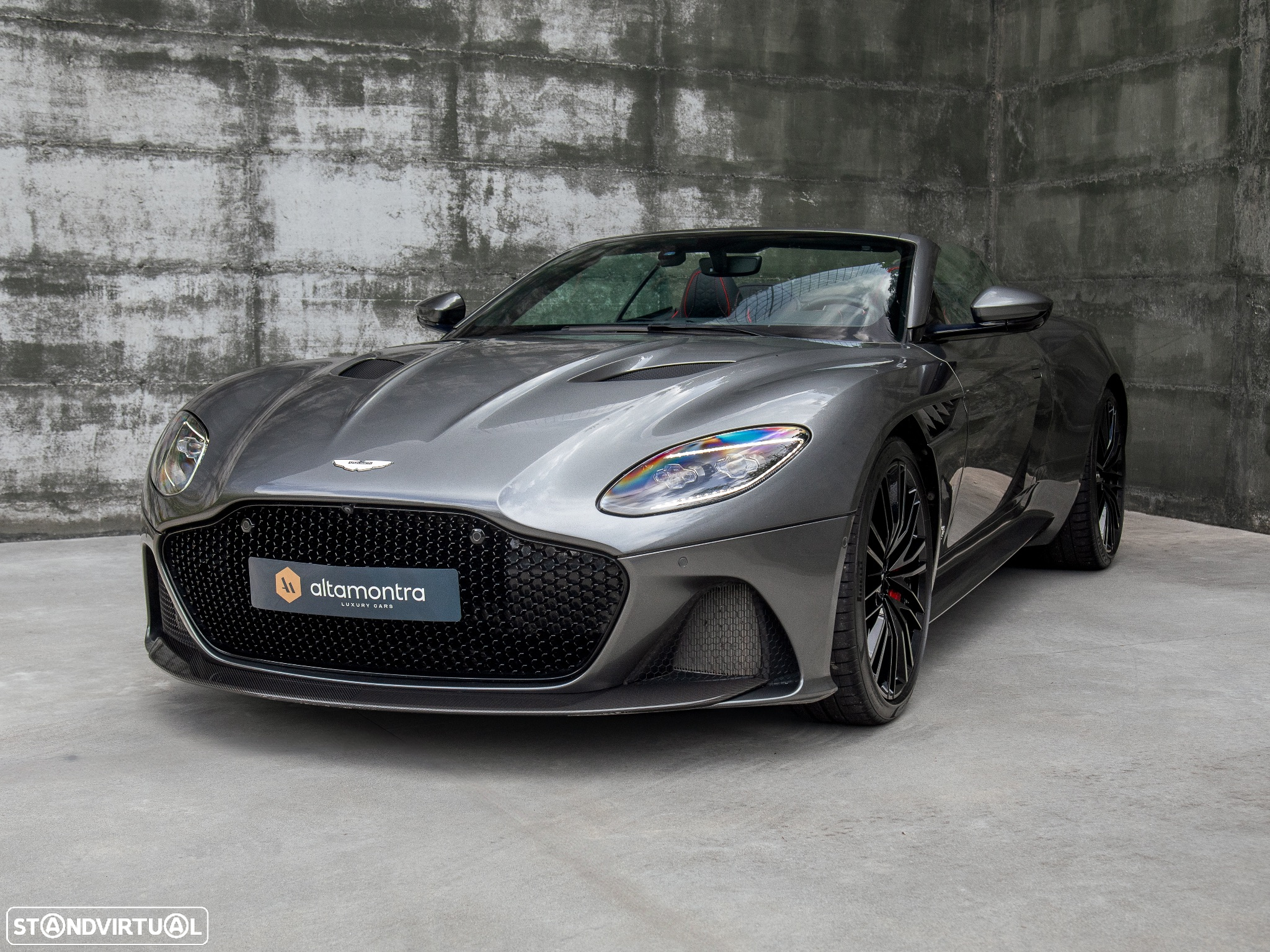 Aston Martin DBS Volante Superleggera - 4