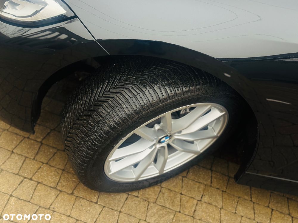 BMW Seria 3 320d Sport Line Shadow - 27