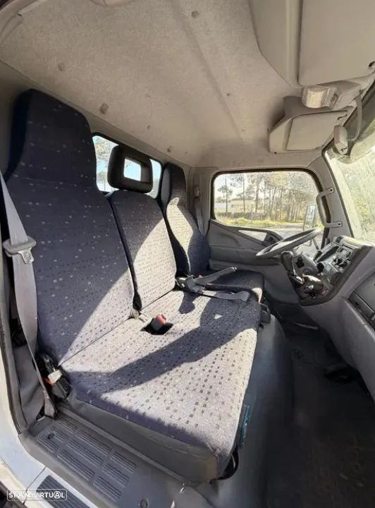 Mitsubishi Canter Barquinha Plataforma Elevatória - 10