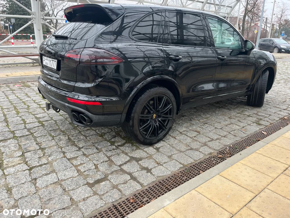 Porsche Cayenne Turbo Tiptronic S - 4