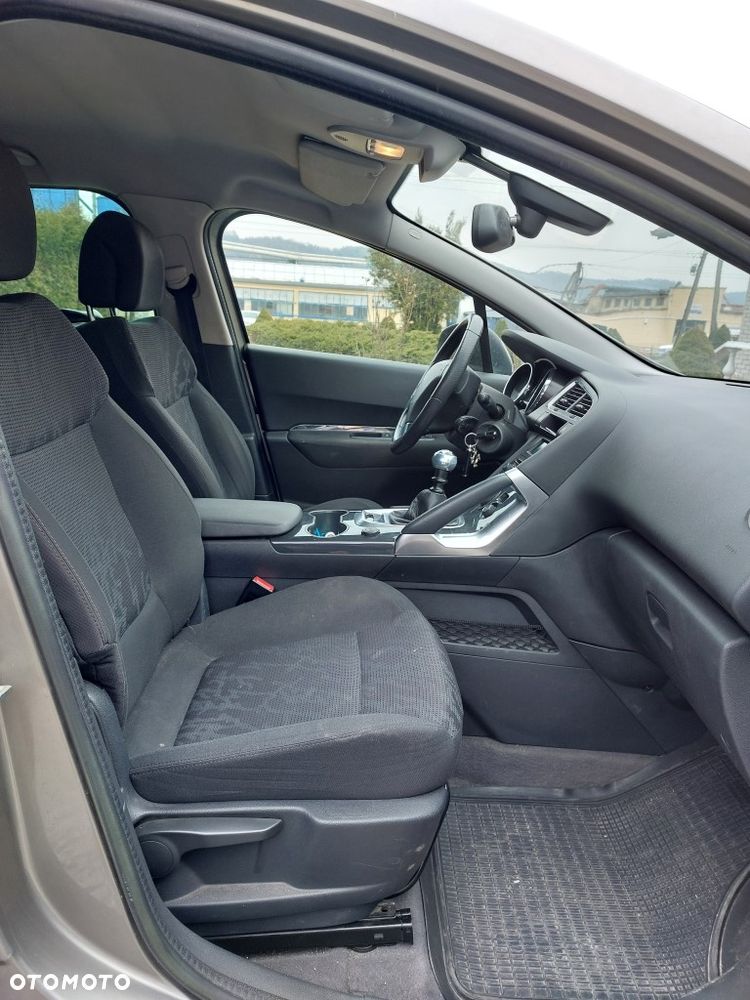 Peugeot 3008 HDi 115 Access - 5
