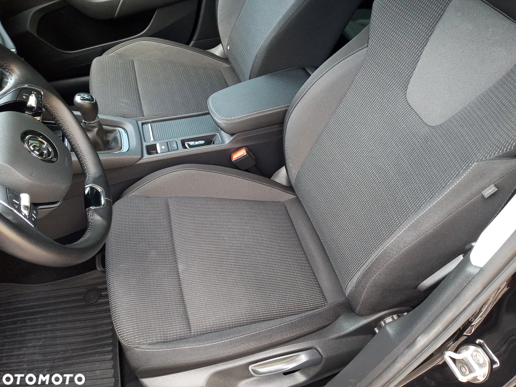 Skoda Octavia 1.5 TSI ACT Ambition - 25