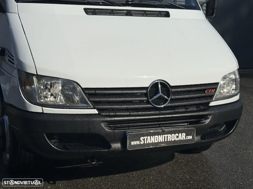 Mercedes-Benz SPRINTER 413 CDI C/ CONTENTOR COM LONAS TIR - 17