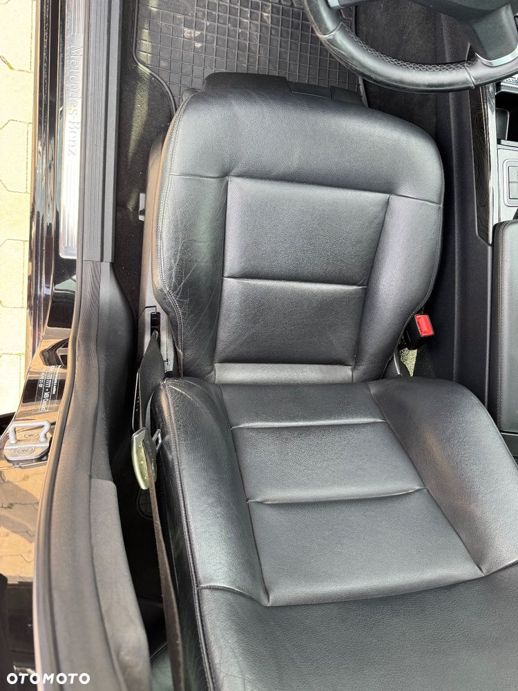 Mercedes-Benz Klasa E 350 CDI 4-Matic BlueEff Avantgarde - 28