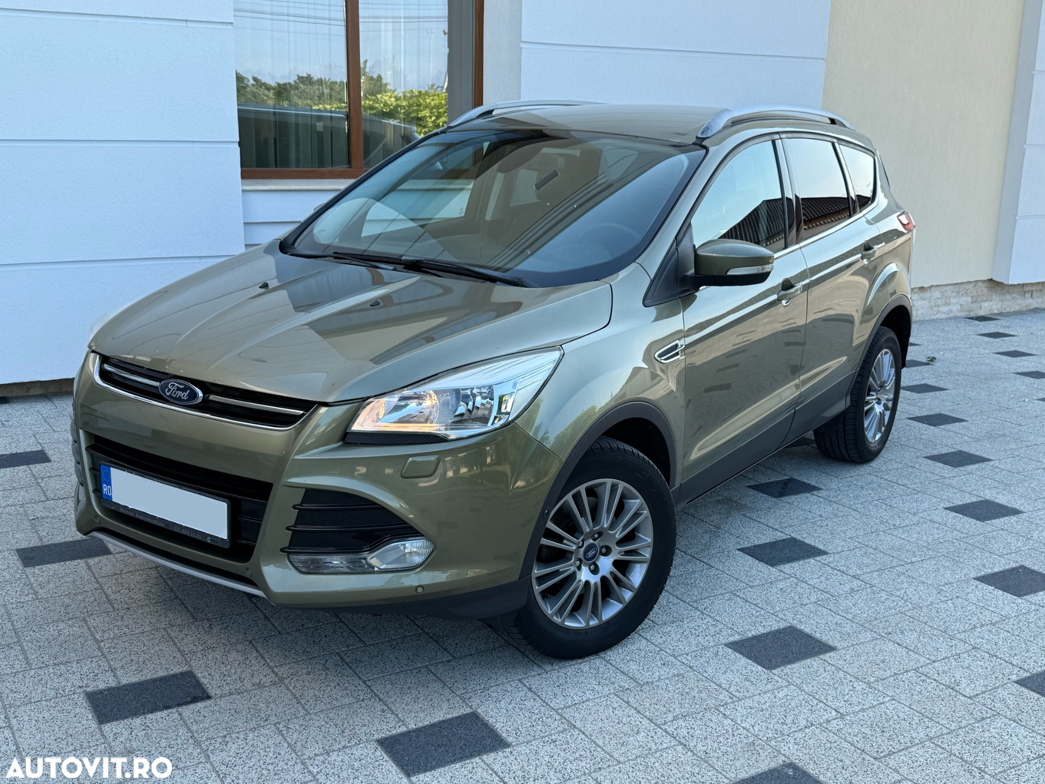 Ford Kuga 2.0 TDCi 4WD Powershift Titanium - 21