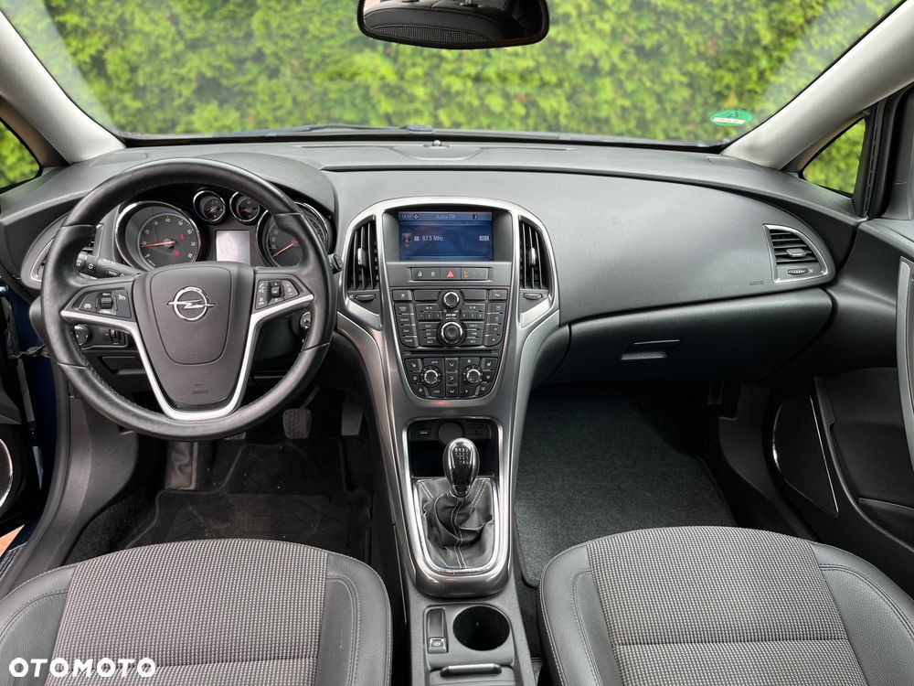 Opel Astra 1.4 T Enjoy S&S - 4
