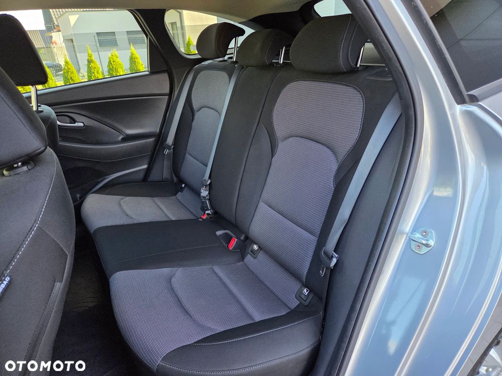 Hyundai i30 1.0 T-GDI Smart - 16