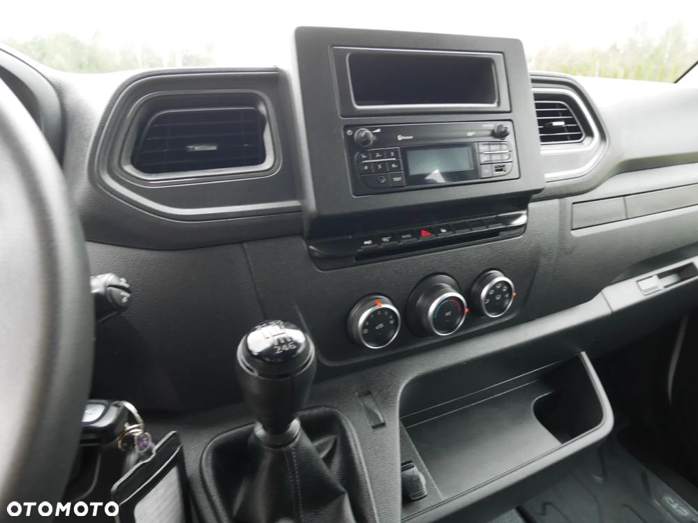 Renault Master - 15