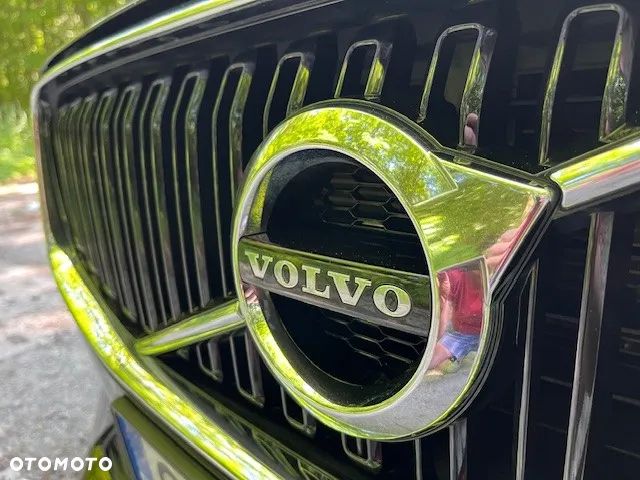 Volvo XC 60 B4 B Momentum Pro - 21