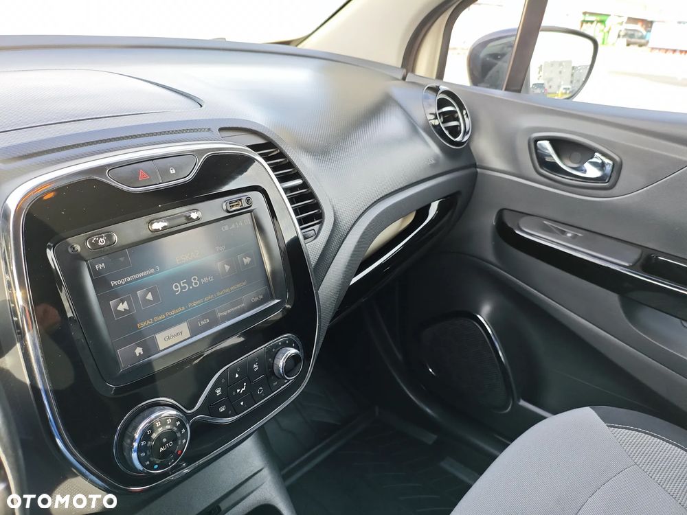 Renault Captur 1.2 TCe Intens EDC - 26