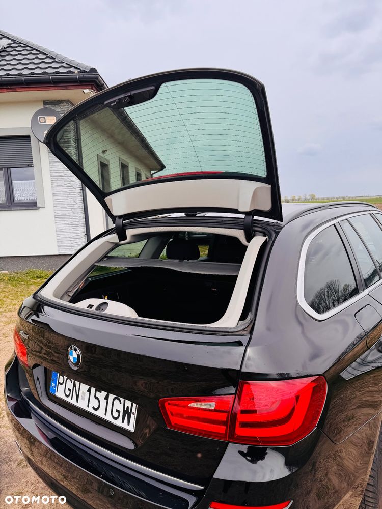 BMW Seria 5 520d xDrive Luxury Line - 17