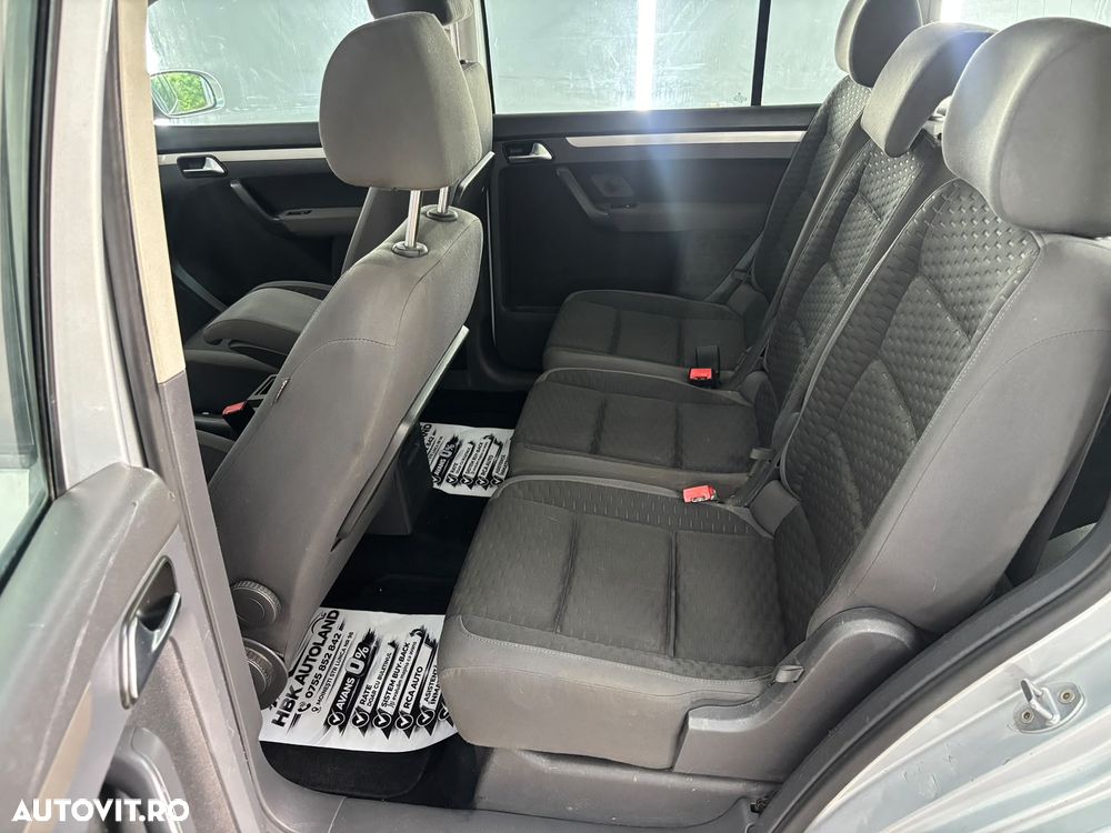 Volkswagen Touran 1.9 TDI Conceptline - 9