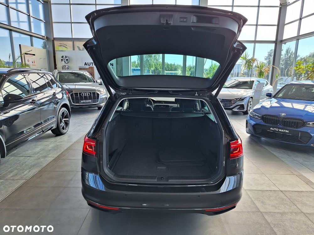 Volkswagen Passat Variant 2.0 TDI EVO Business DSG - 19