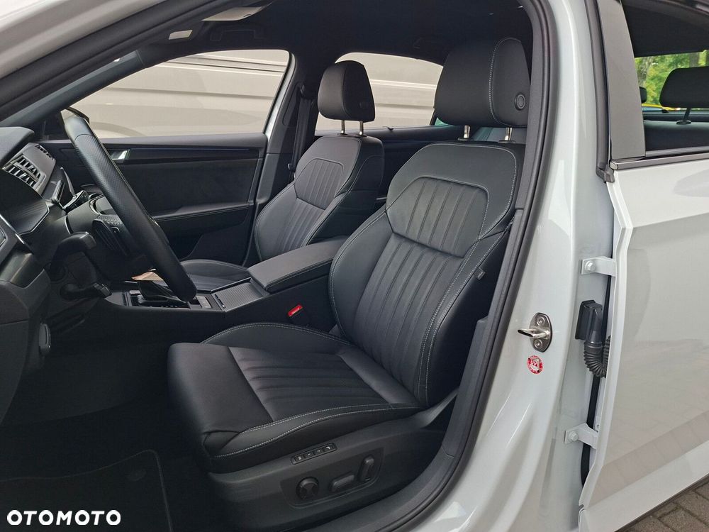 Skoda Superb 2.0 TDI SCR Sportline DSG - 13