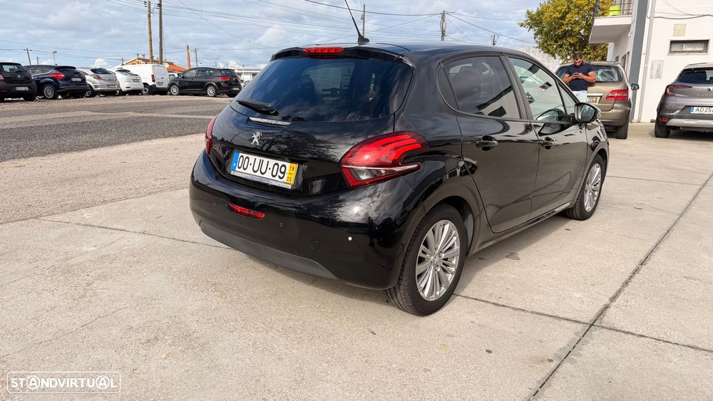 Peugeot 208 1.2 PureTech Style - 5