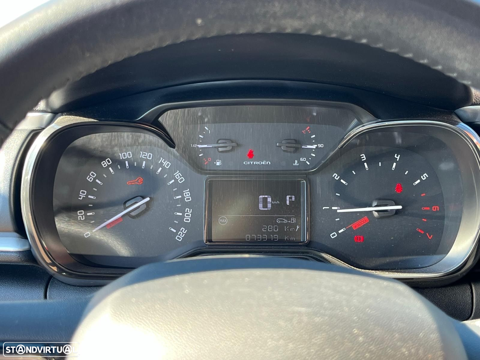 Citroën C3 1.2 PureTech Shine Pack EAT6 - 18
