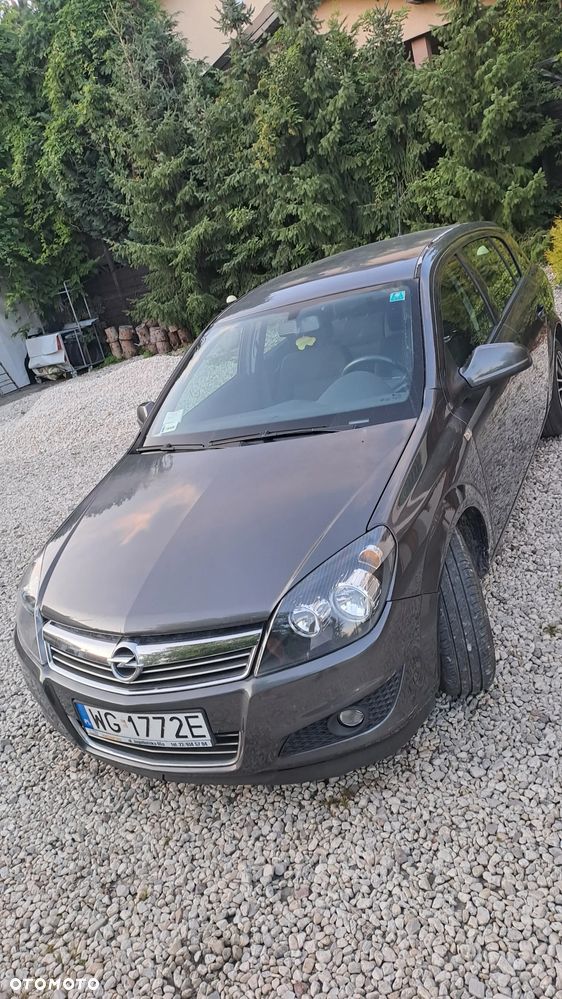 Opel Astra 1.7 CDTI 111 - 2