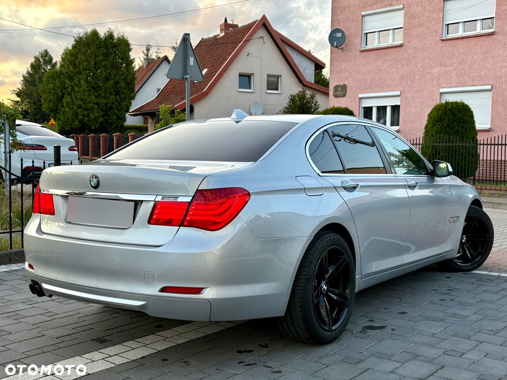 BMW Seria 7 730d - 11