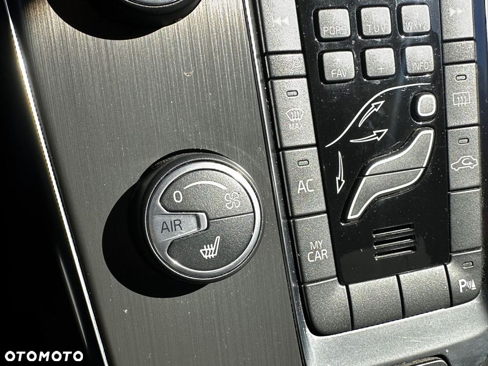 Volvo V40 - 20