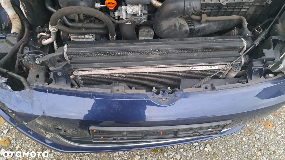 Volkswagen Golf 2.0 TDI DPF DSG Style - 8