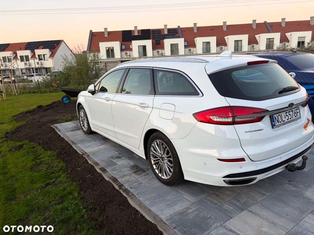 Ford Mondeo 2021 photo 2