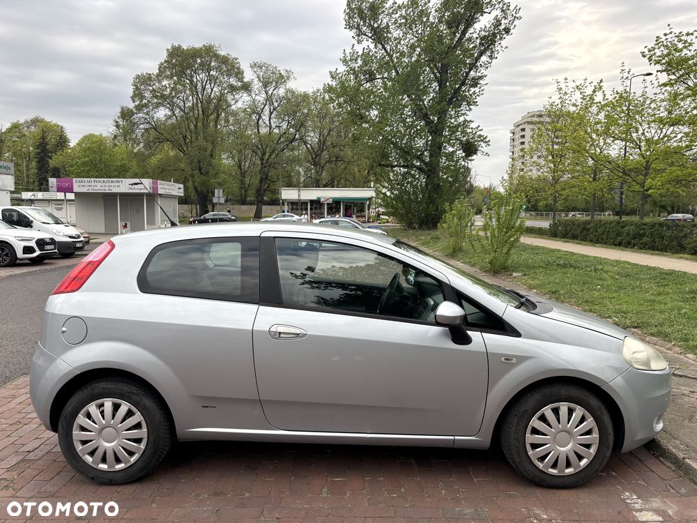 Fiat Grande Punto - 2