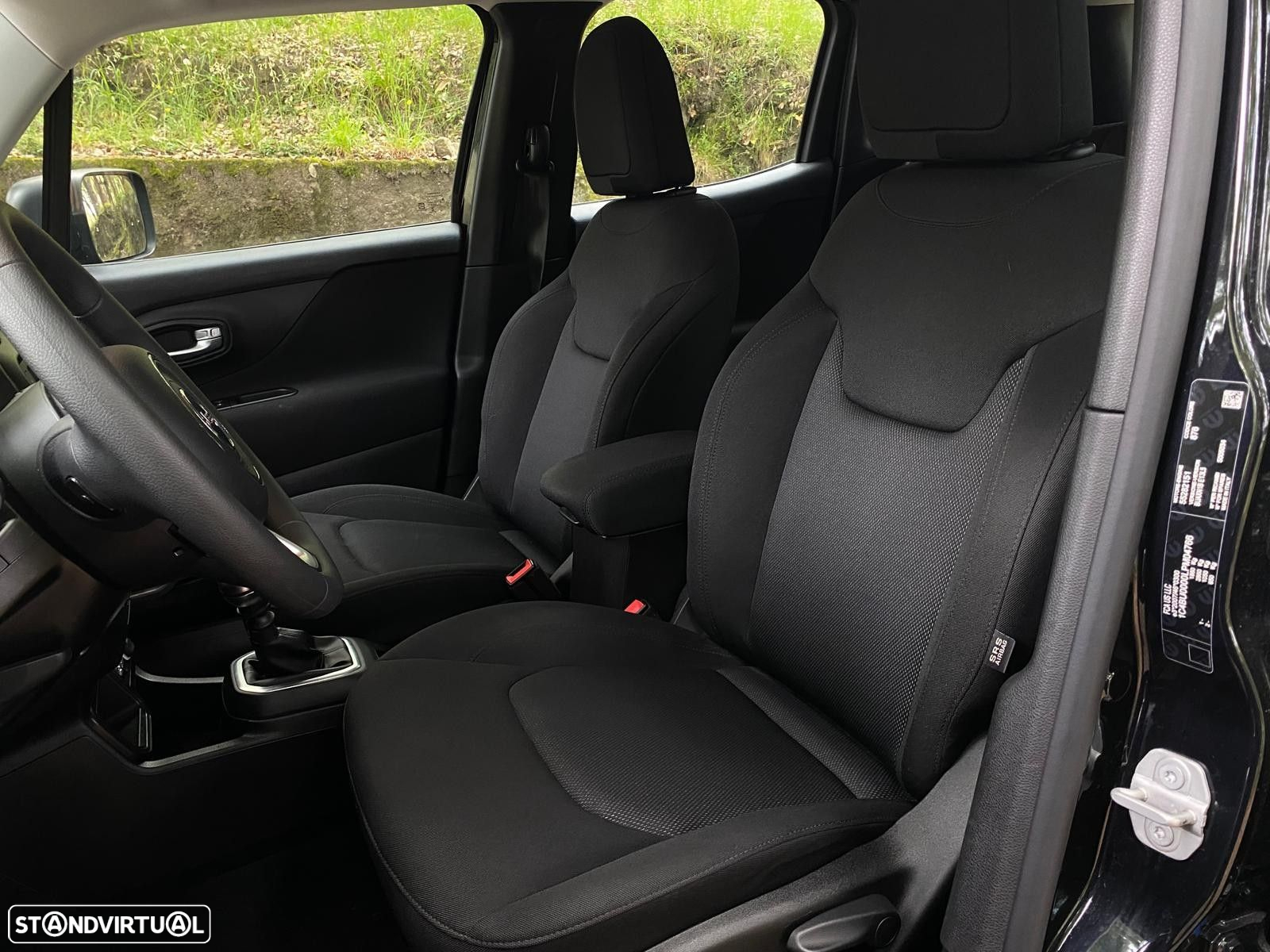 Jeep Renegade - 31