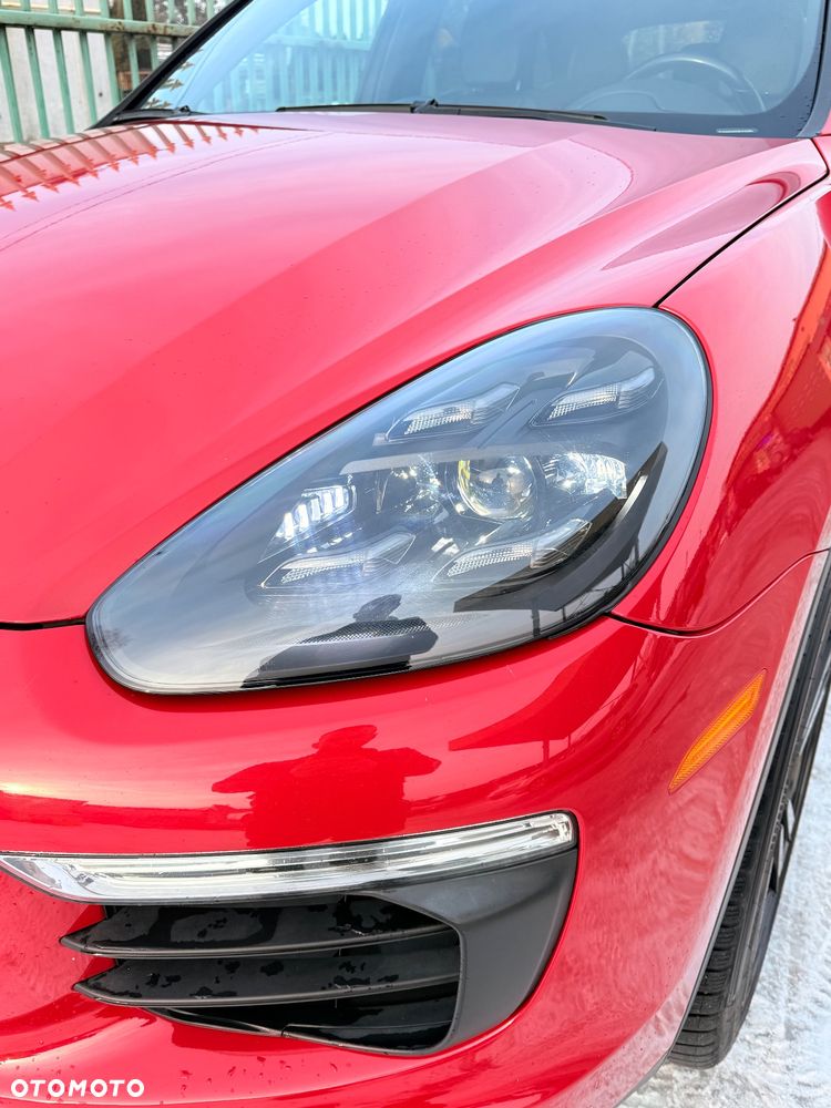 Porsche Cayenne Tiptronic S - 4