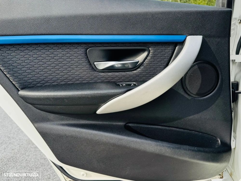 BMW 320 d Pack M Auto - 35