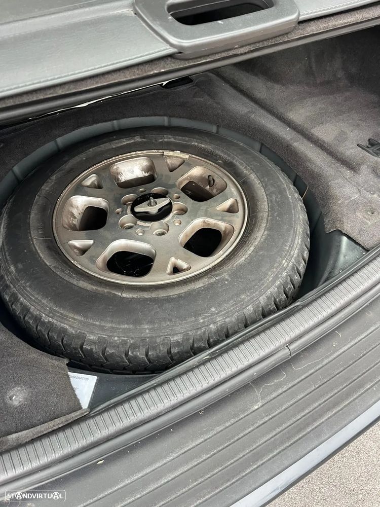 Jeep Grand Cherokee 3.1 TD Laredo - 17