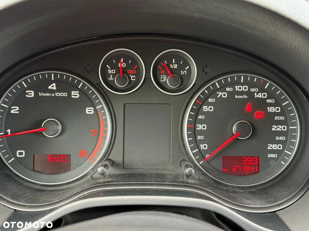 Audi A3 Sportback 1.6 Ambiente - 9