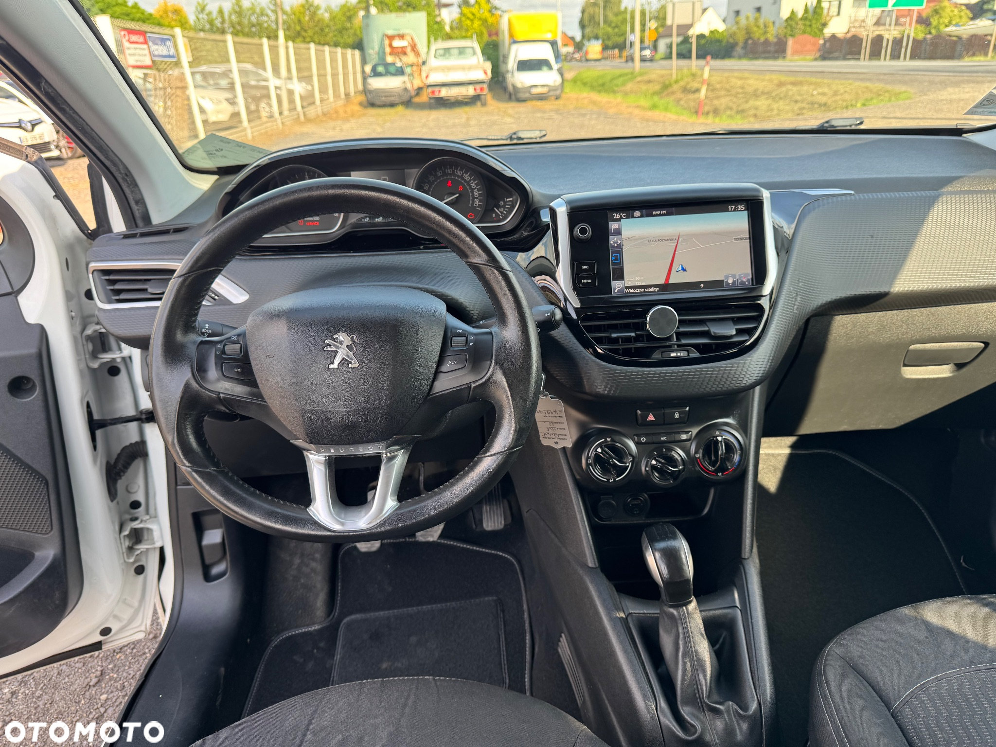 Peugeot 208 1.6 BlueHDi Active - 10