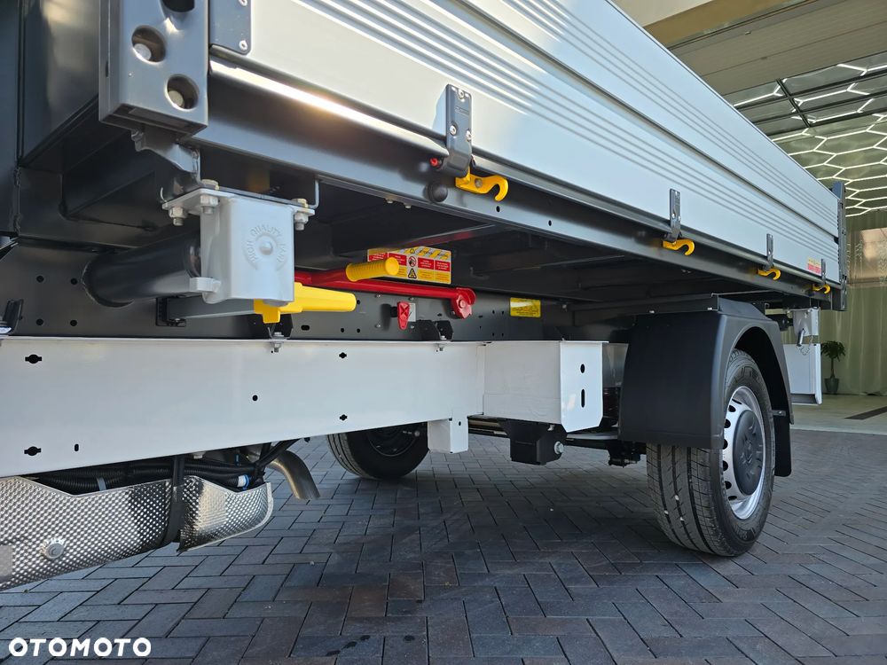 Renault MASTER 17Km WYWROTKA 3 STRONNA 1011Kg Ładowność SILNIK 2,3 AUTO NIE UŻYWANE NA GWARANCJI STAN NOWY NOWY NOWY SALON POLSKA TO SŁONIK BOGATE WYPOSAŻENIE HAK LEDY KLIMA TEMPOMAT - 16