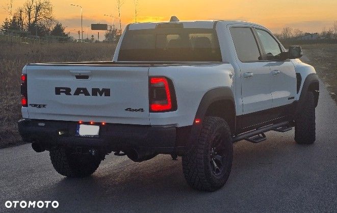 RAM 1500 - 10