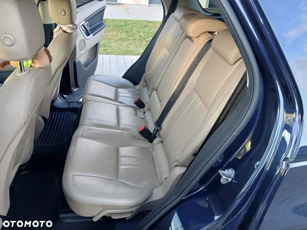 Land Rover Discovery Sport 2.0 TD4 HSE Luxury - 18