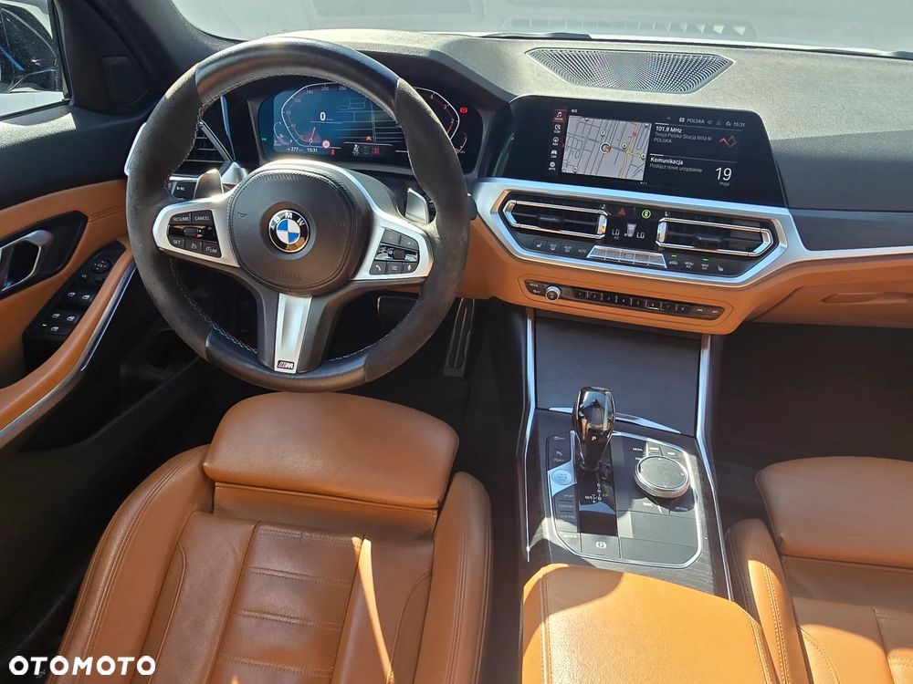 BMW Seria 3 320d xDrive M Sport - 14
